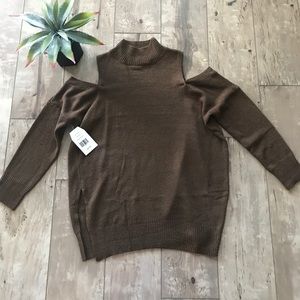 NWT Lush Cold Shoulder Mock Neck Sweater